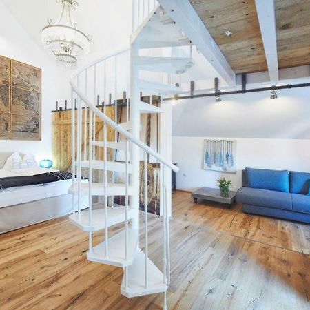 Boutique Appartments Altegreisslerei Sankt Wolfgang im Salzkammergut Luaran gambar