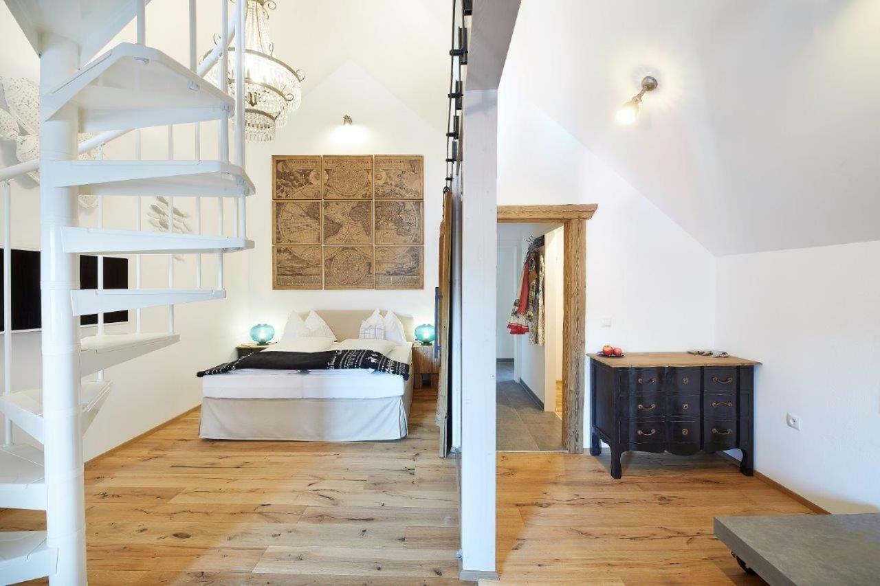Boutique Appartments Altegreisslerei Sankt Wolfgang im Salzkammergut Luaran gambar